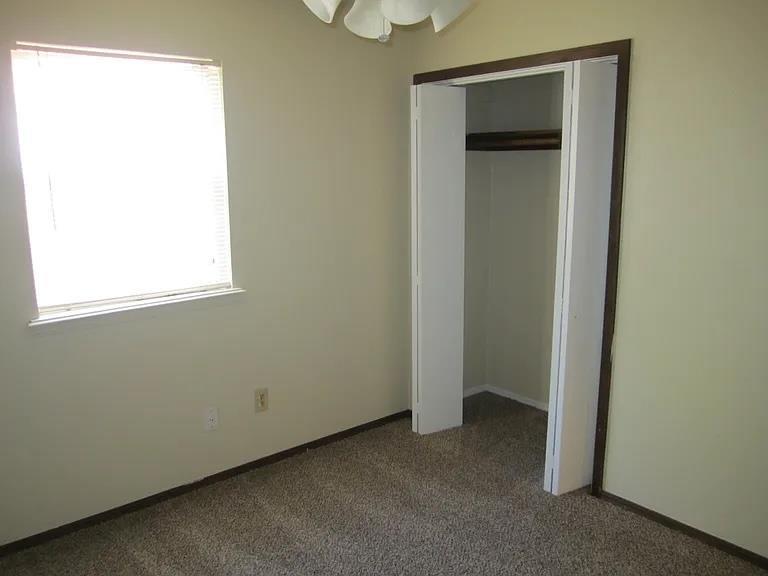 820 Russell Circle Property Photo 18