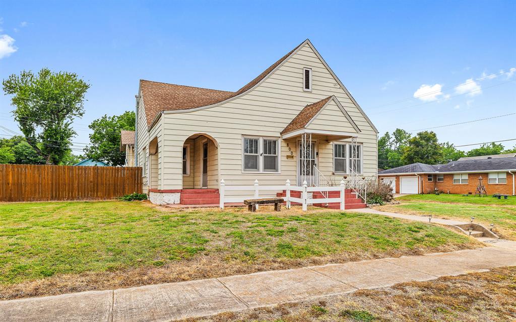 800 S Bickford Avenue Property Photo 3