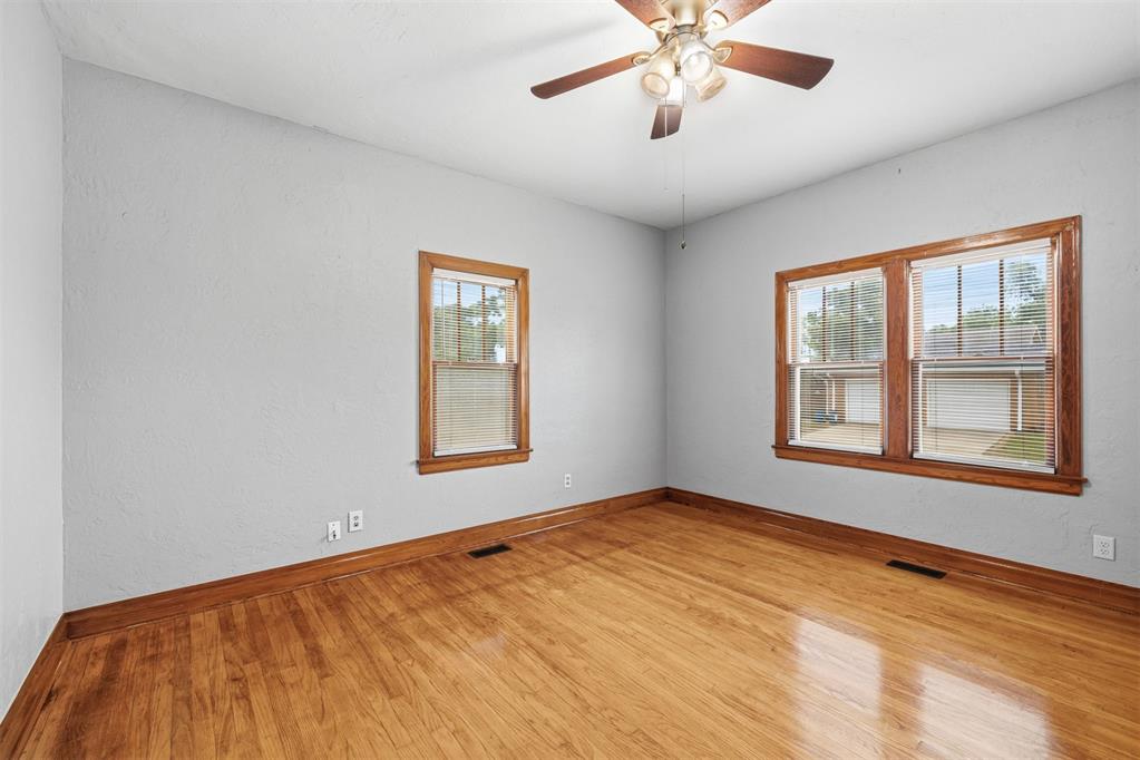 800 S Bickford Avenue Property Photo 16