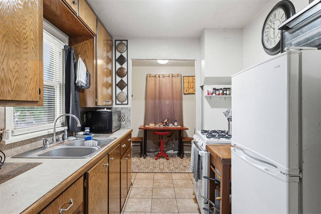 800 S Bickford Avenue Property Photo 25