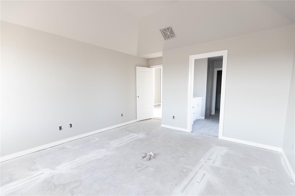 9221 Nw 119th Street Property Photo 6