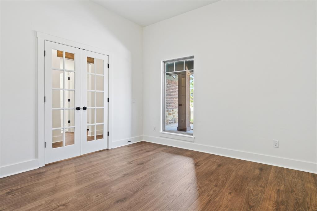 3019 James Way Property Photo 6