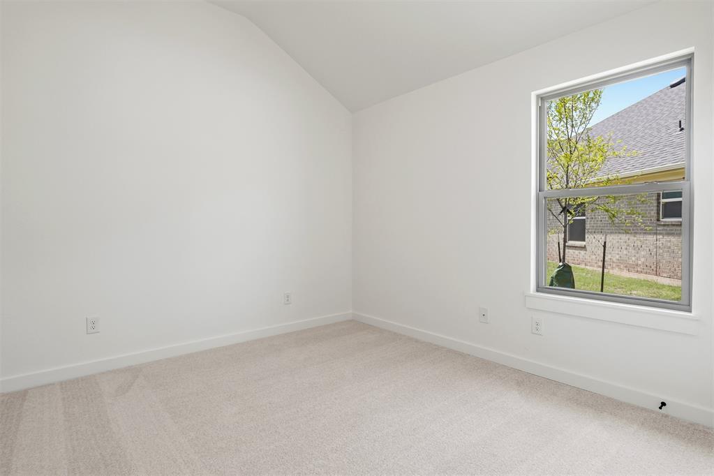 3019 James Way Property Photo 28