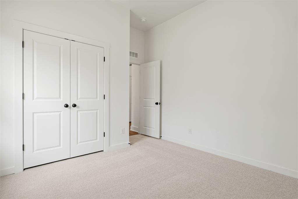 3019 James Way Property Photo 29