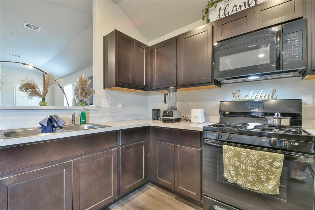 1316 Chuck Wagon Drive Property Photo 6