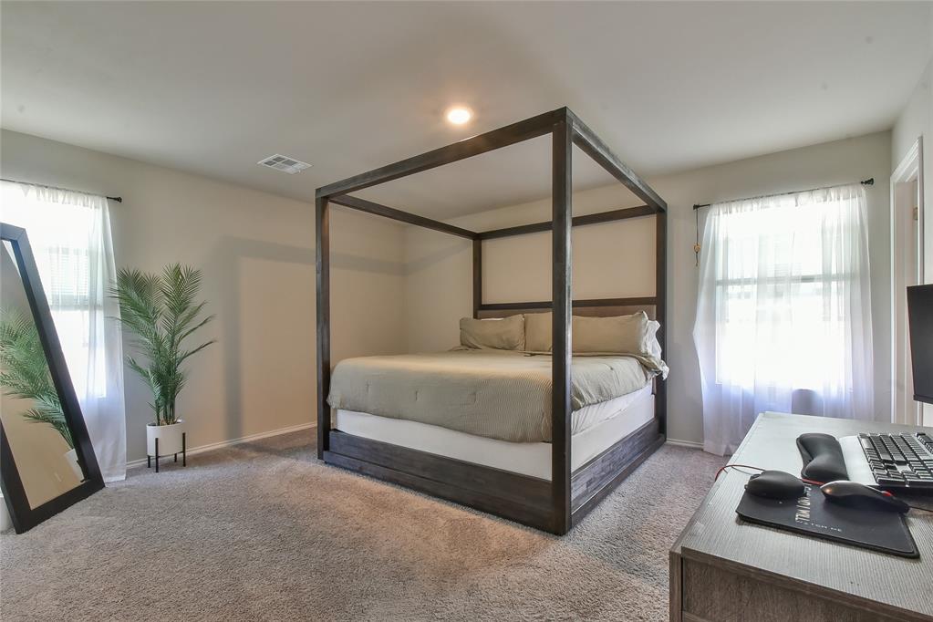 1316 Chuck Wagon Drive Property Photo 12