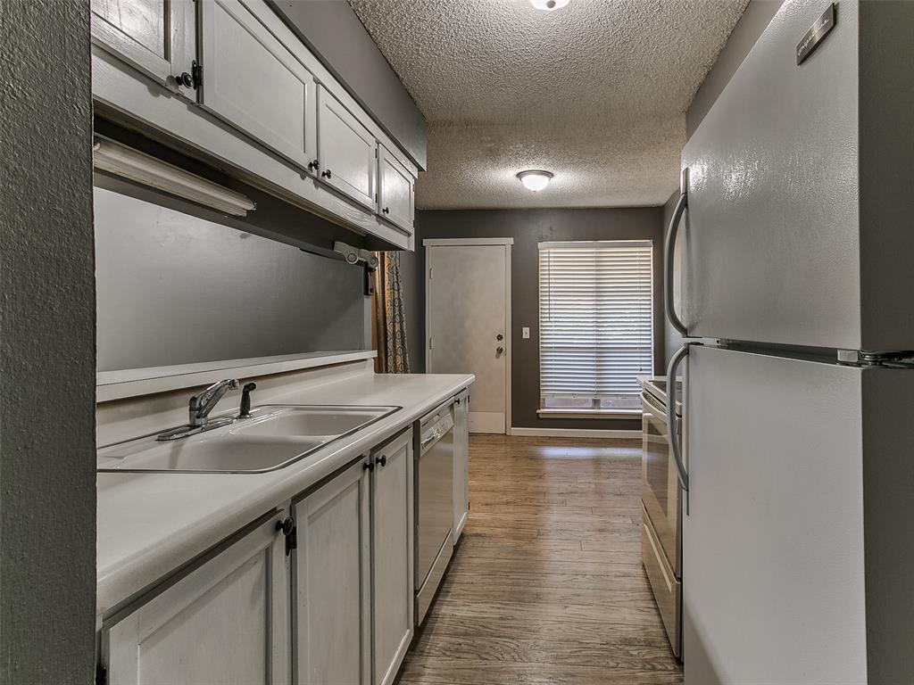 801 Cardinal Creek Boulevard C Property Photo 8