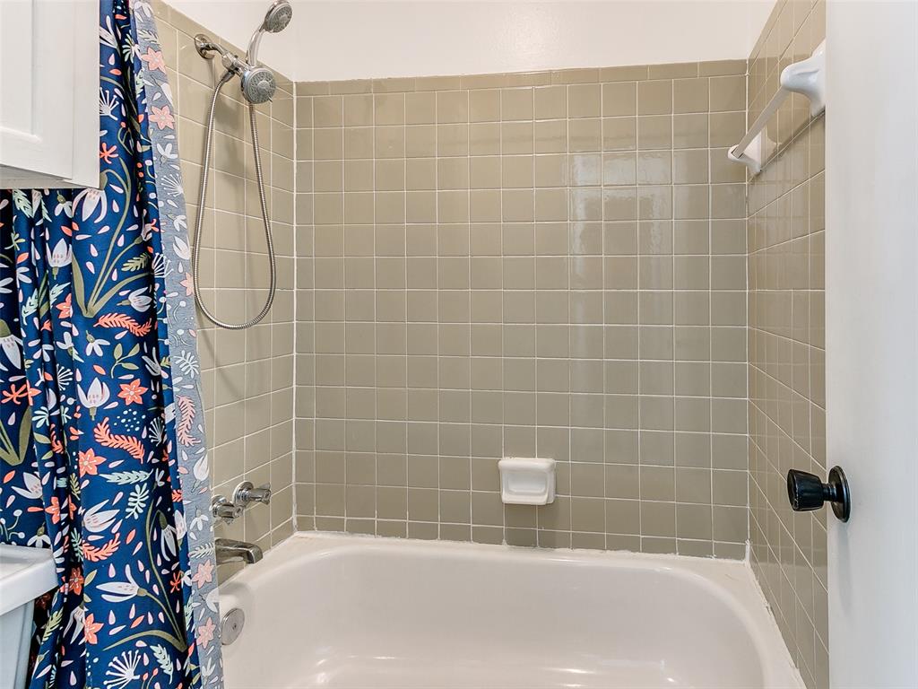 801 Cardinal Creek Boulevard C Property Photo 29