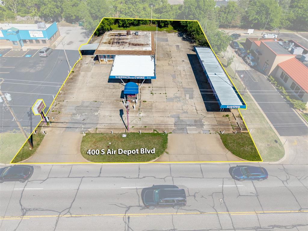 400 S Air Depot Boulevard Property Photo 3