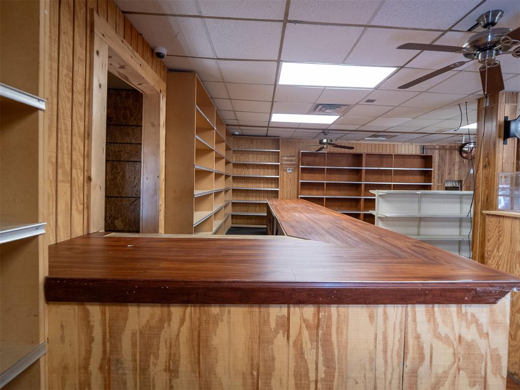 400 S Air Depot Boulevard Property Photo 17