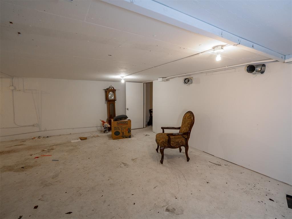 400 S Air Depot Boulevard Property Photo 35