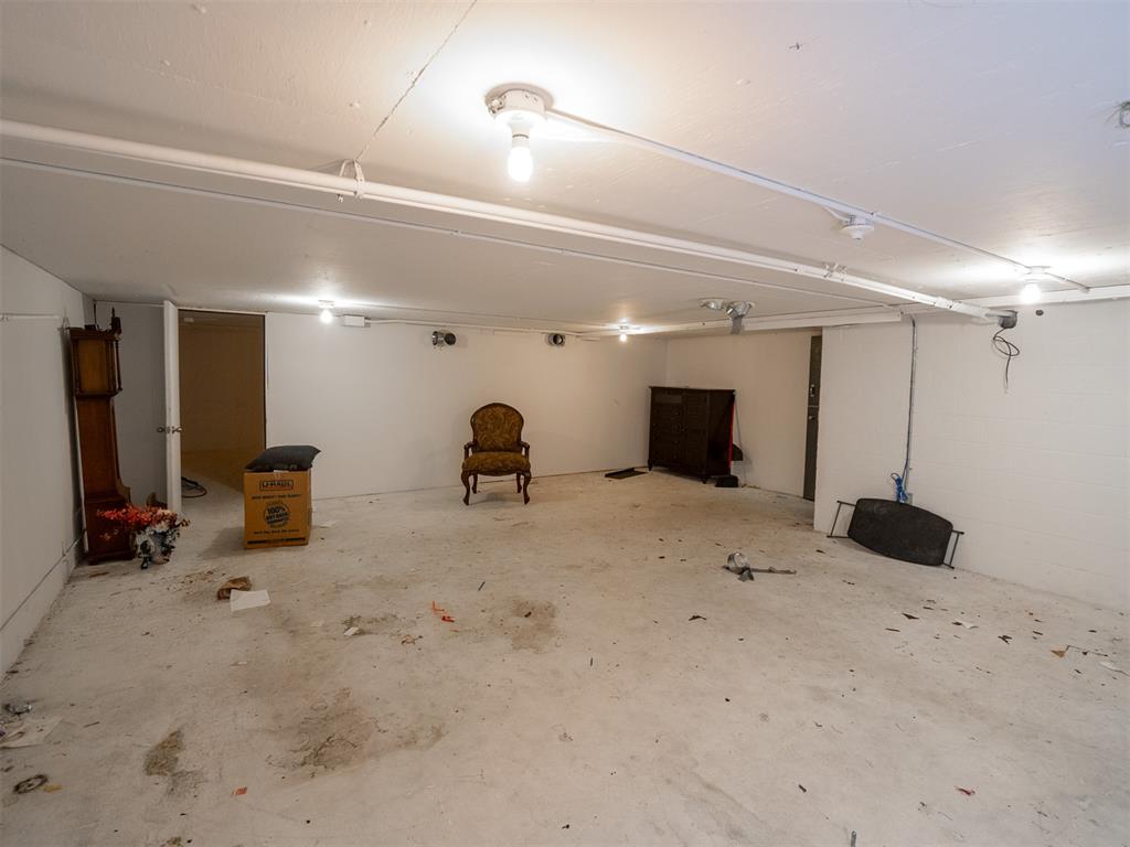 400 S Air Depot Boulevard Property Photo 38