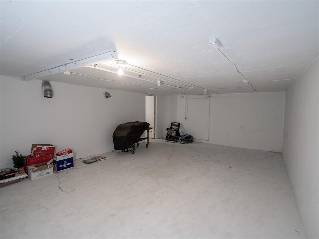 400 S Air Depot Boulevard Property Photo 41