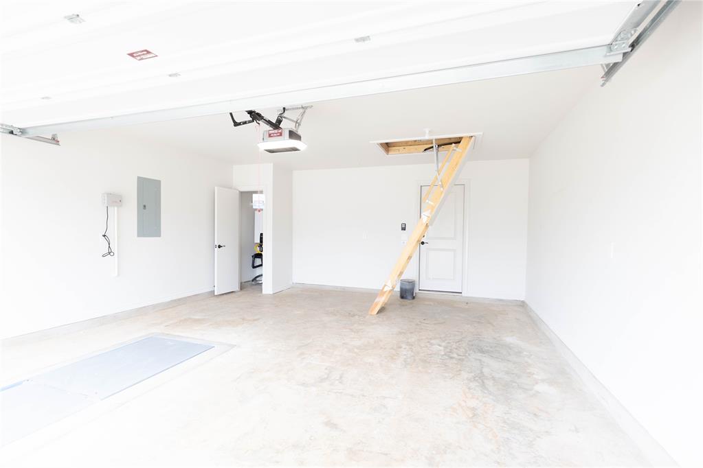 15400 Bedford Road Property Photo 23