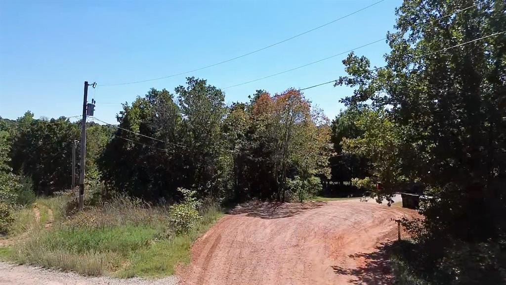 7801 142nd Street Property Photo 6