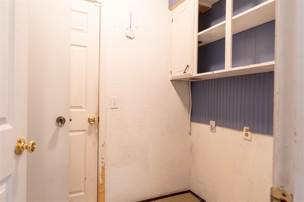5485 Primrose Lane Property Photo 11