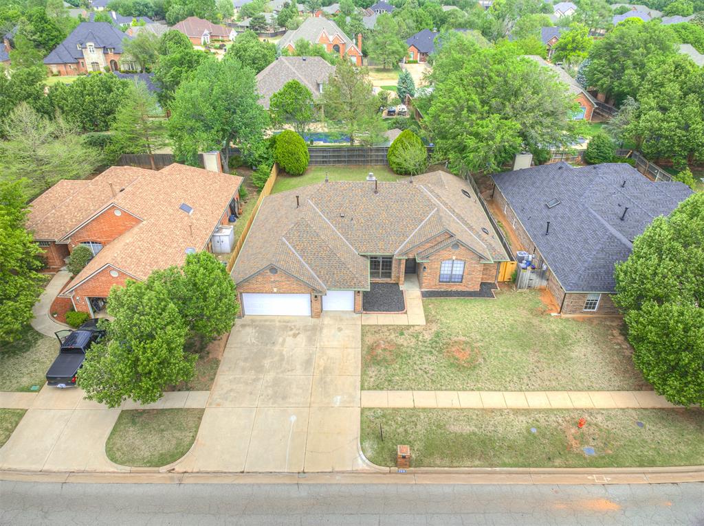 705 Nw 143rd Street Property Photo 4