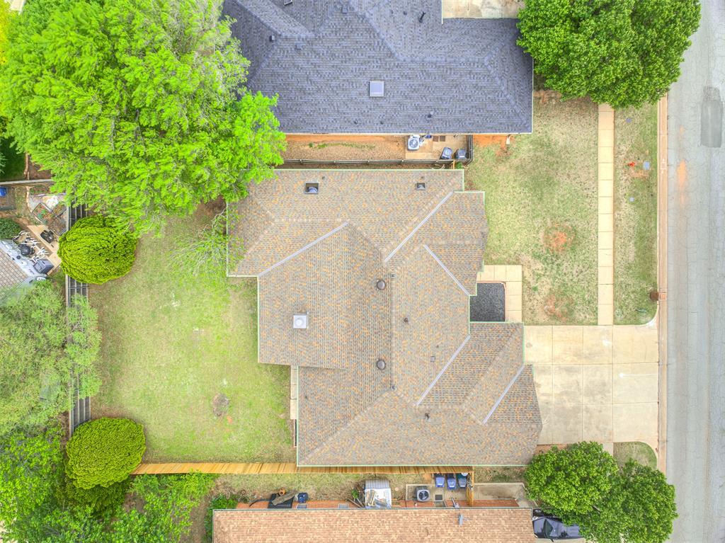 705 Nw 143rd Street Property Photo 5