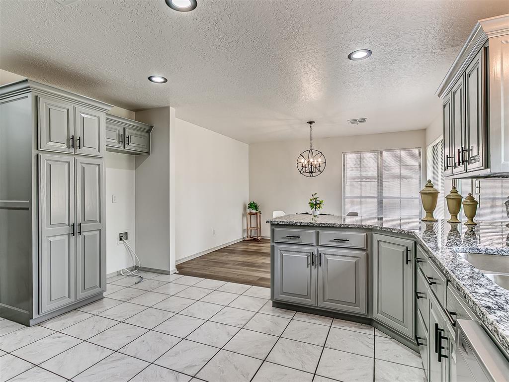 705 Nw 143rd Street Property Photo 9