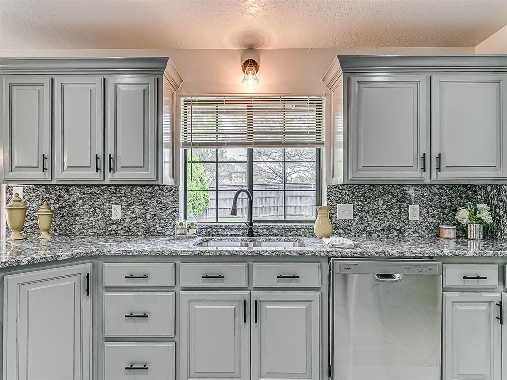 705 Nw 143rd Street Property Photo 11