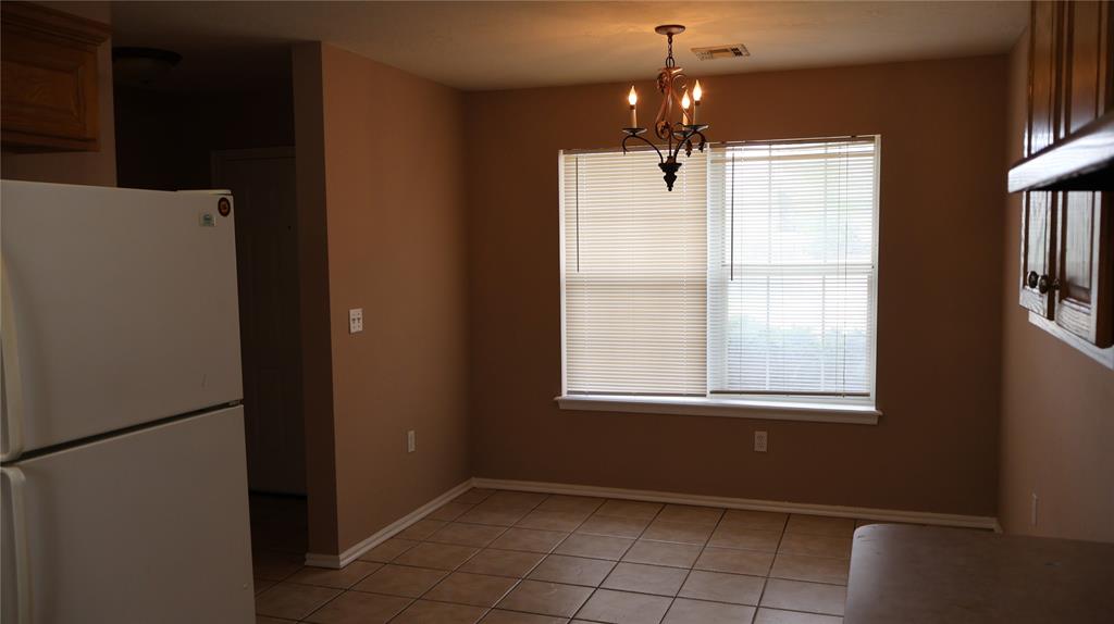 847 Rambling Oaks Property Photo 2