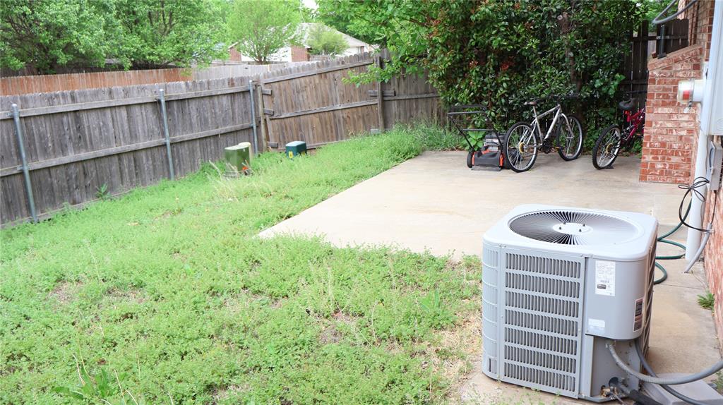 847 Rambling Oaks Property Photo 5