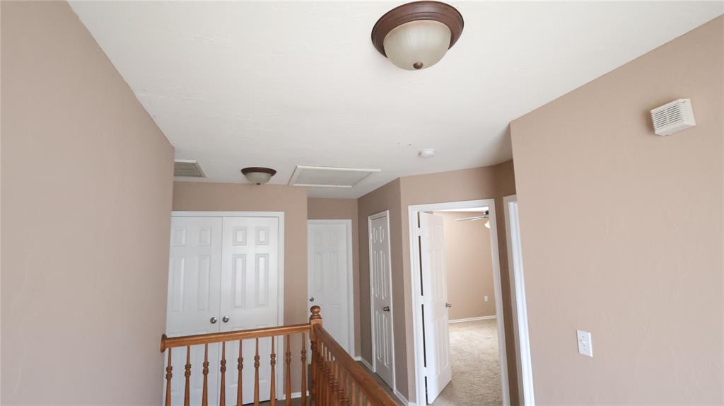 847 Rambling Oaks Property Photo 12