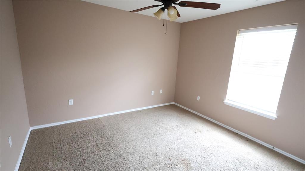 847 Rambling Oaks Property Photo 13