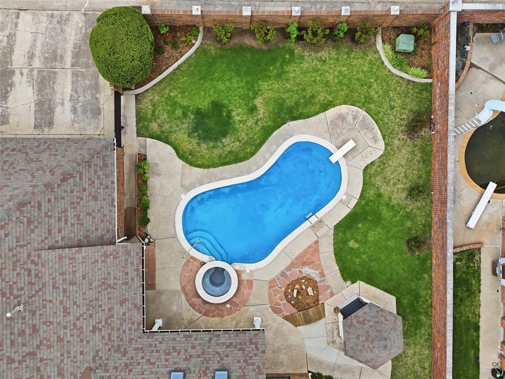 8204 Brownsville Lane Property Photo 33