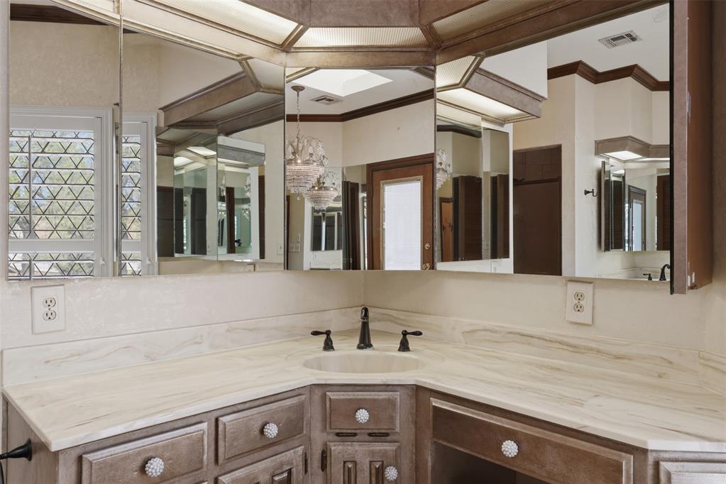 8204 Brownsville Lane Property Photo 37