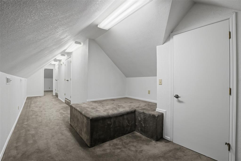 8204 Brownsville Lane Property Photo 42