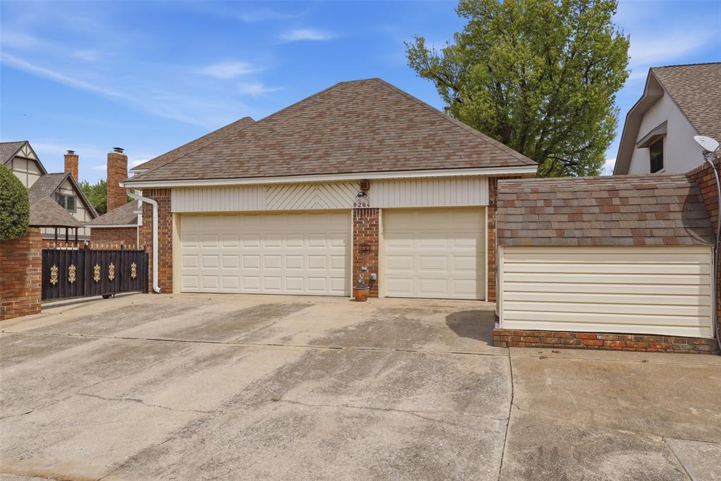 8204 Brownsville Lane Property Photo 45