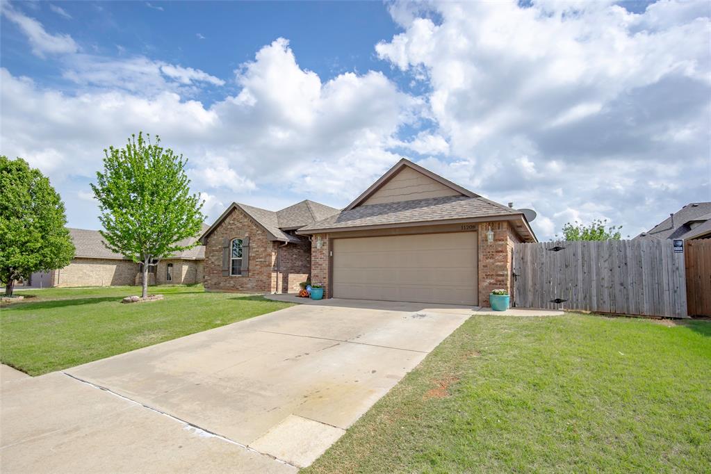 11208 Nw 8th Street Property Photo 1