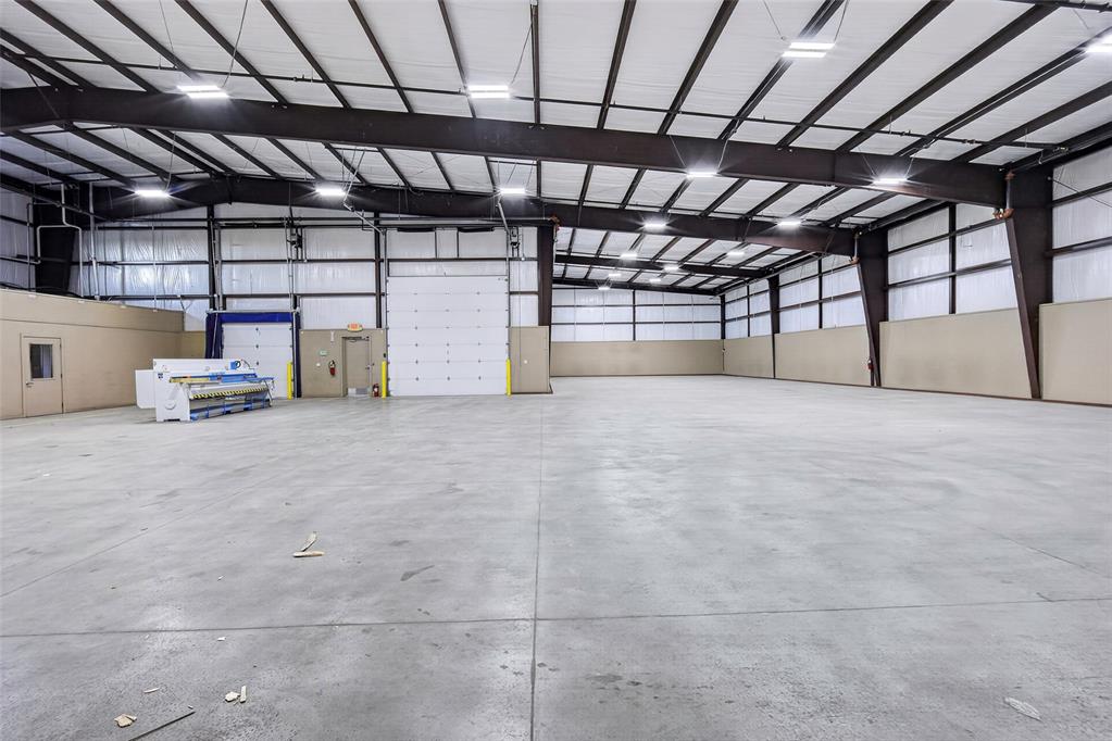 2451 Van Buren Street Property Photo 14