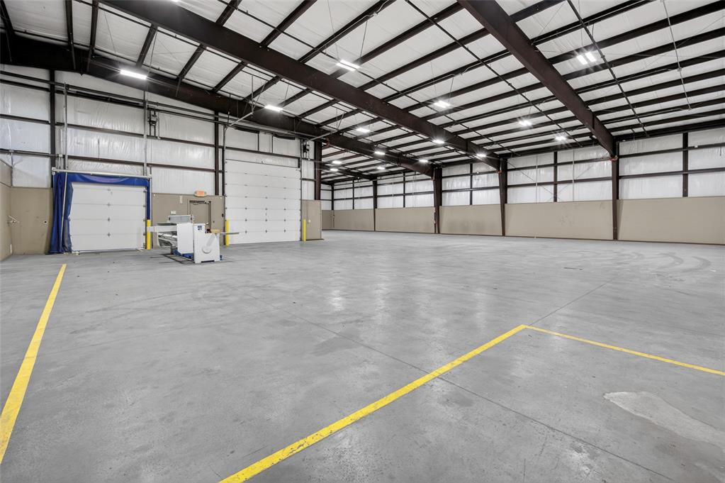2451 Van Buren Street Property Photo 15