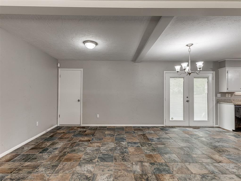 2013 Hardy Drive Property Photo 8