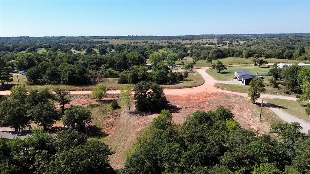 7401 142nd Street Property Photo 5