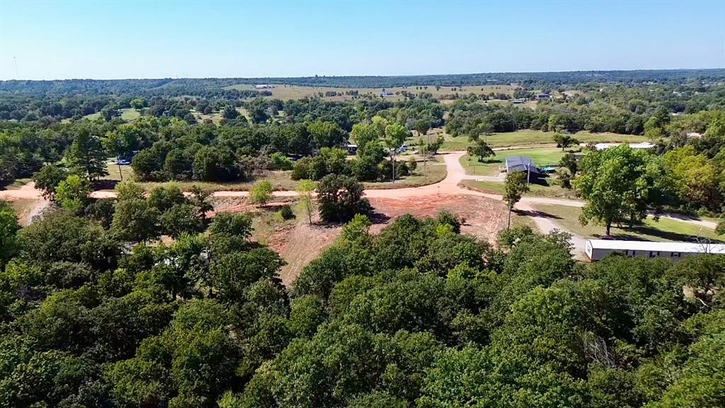 7401 142nd Street Property Photo 6