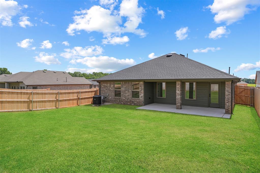 3918 Eureka Drive Property Photo 29