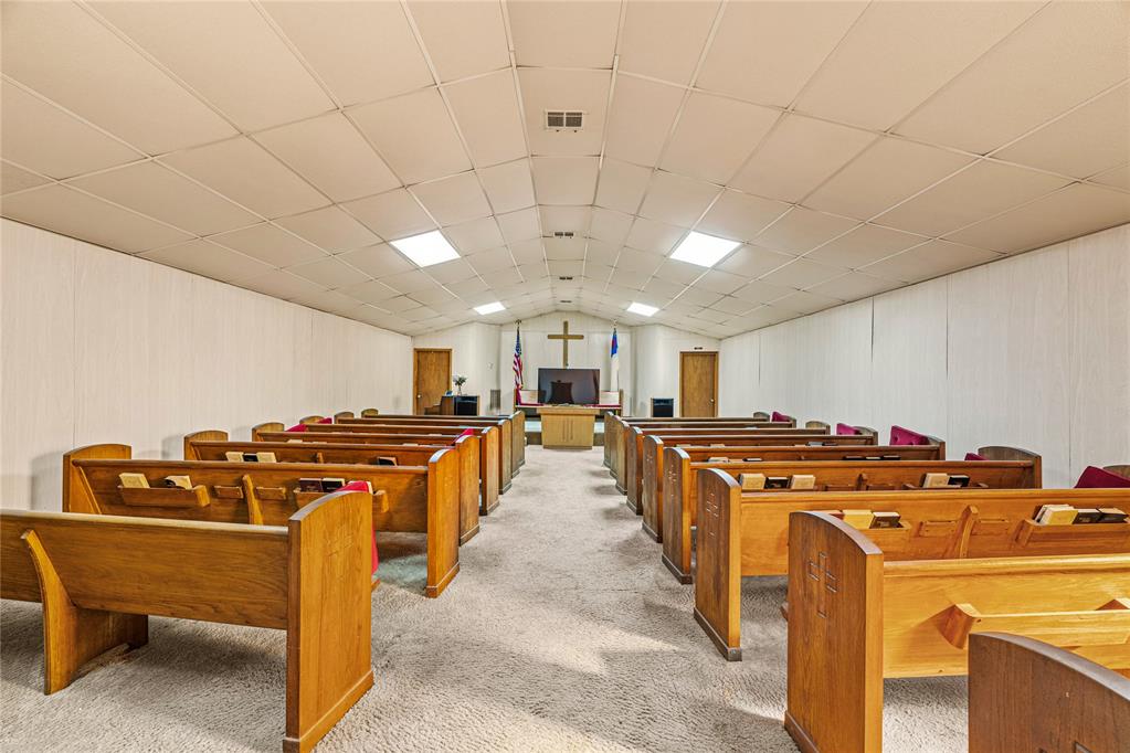 602 D Street Property Photo 10