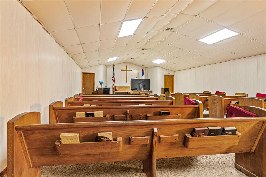602 D Street Property Photo 11