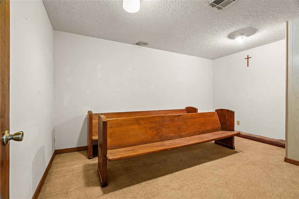 602 D Street Property Photo 21