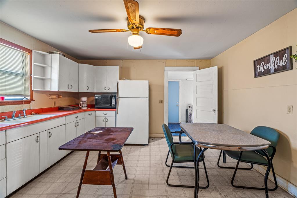 602 D Street Property Photo 29