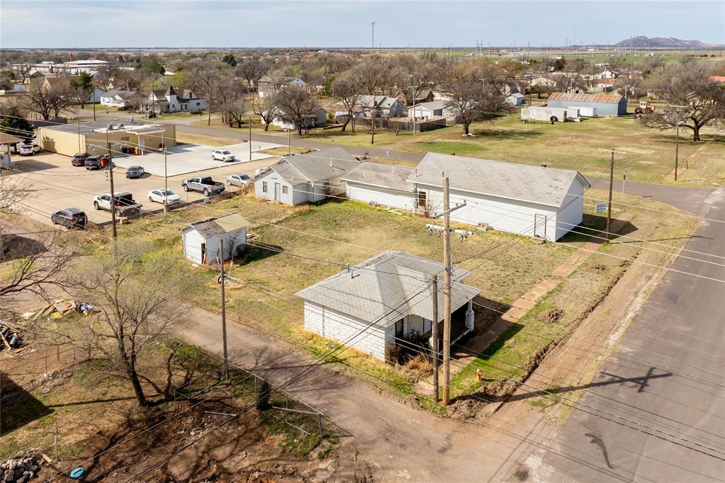 602 D Street Property Photo 40