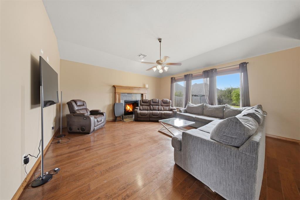 2112 Se 9th Street Property Photo 5