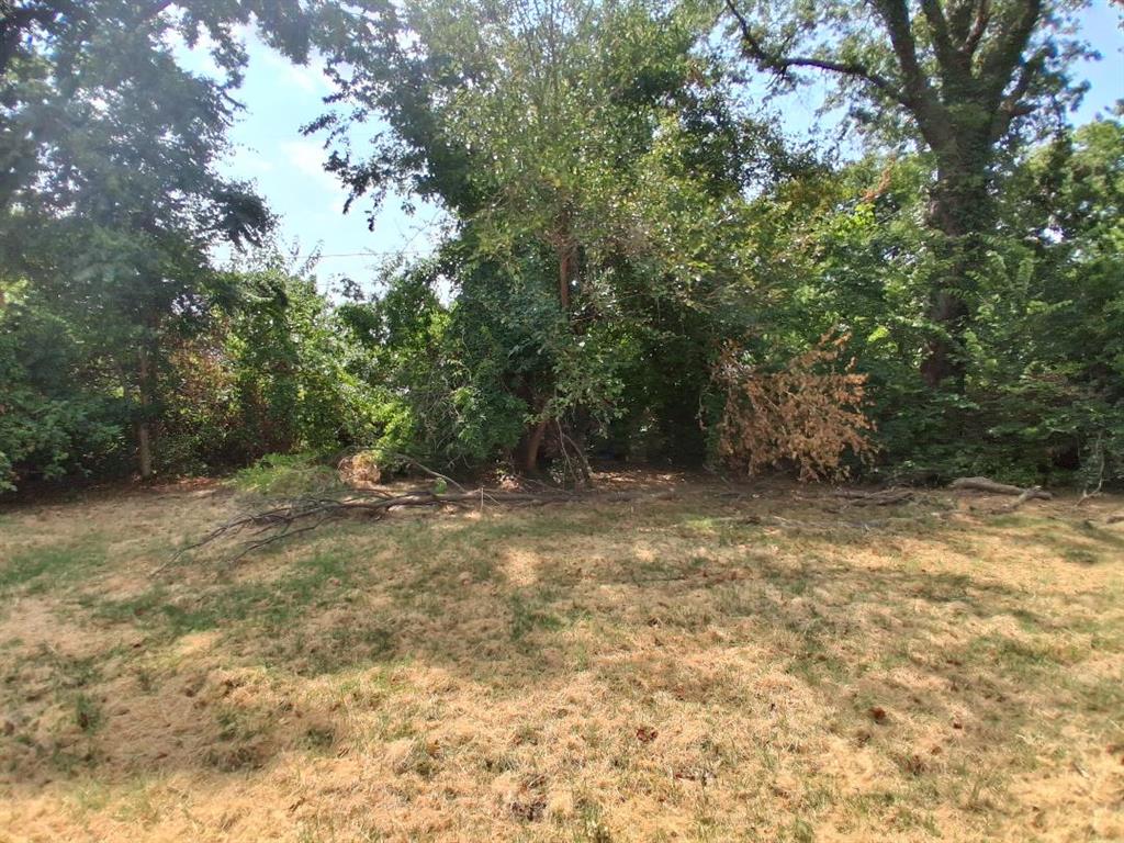 202 S Center Avenue Property Photo 13