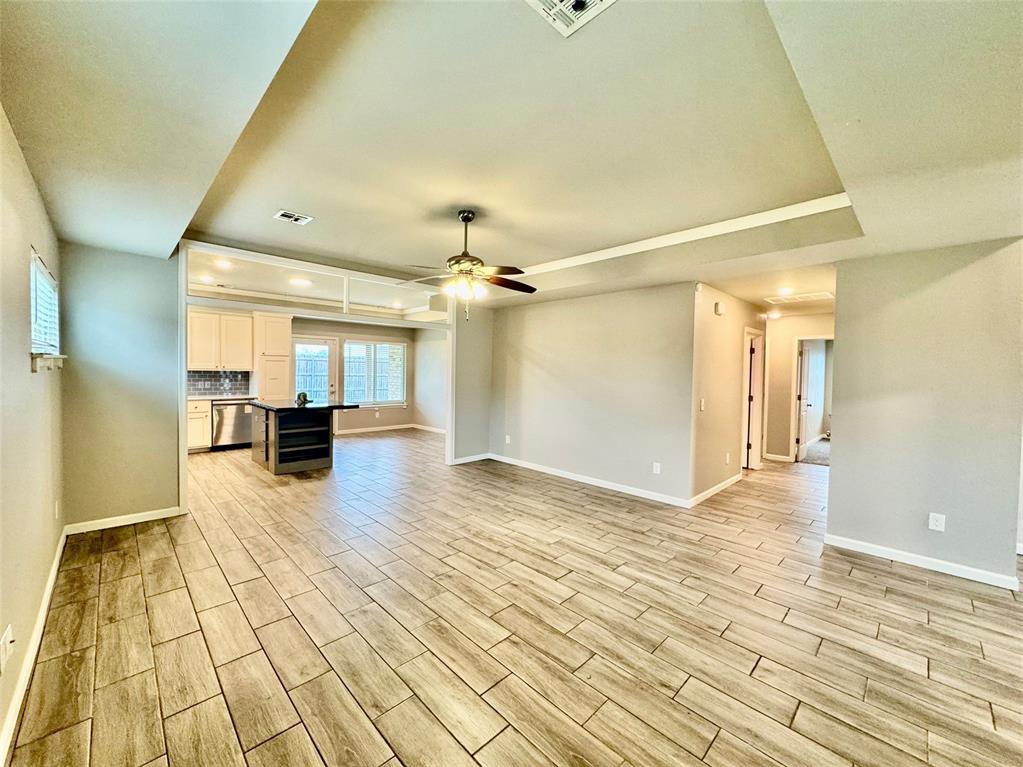 3642 E Cherryhill Court Property Photo 6