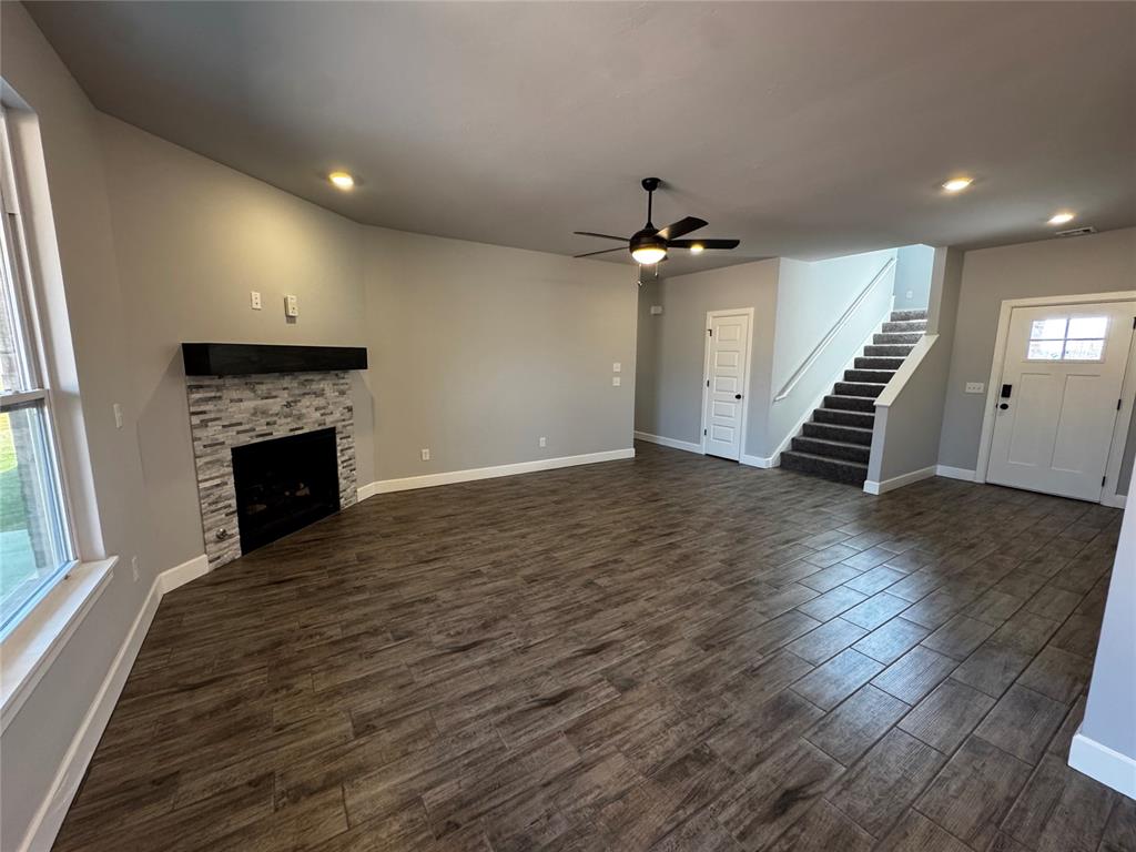1300 Lighthorsemen Way Property Photo 3
