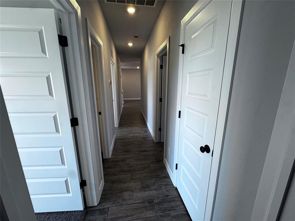 1300 Lighthorsemen Way Property Photo 11
