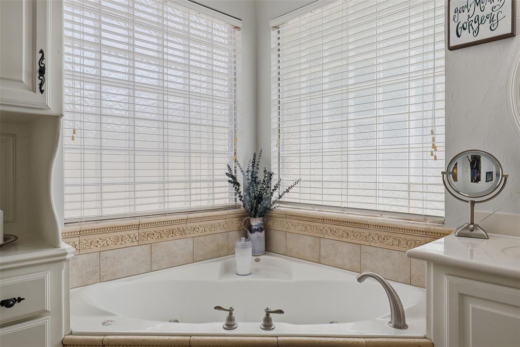 2901 Nw 160th Street Property Photo 16